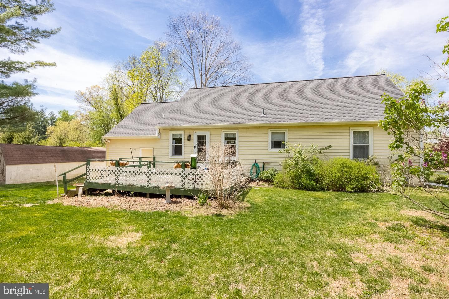 1437 Oakwood Road photo 13