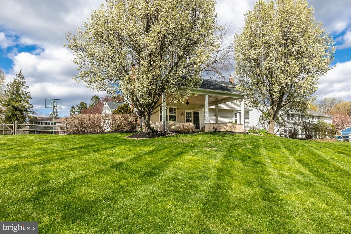 374 Devon Drive photo 14