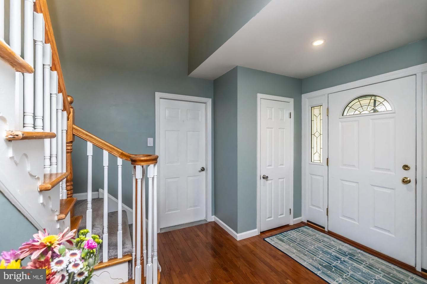 374 Devon Drive photo 16