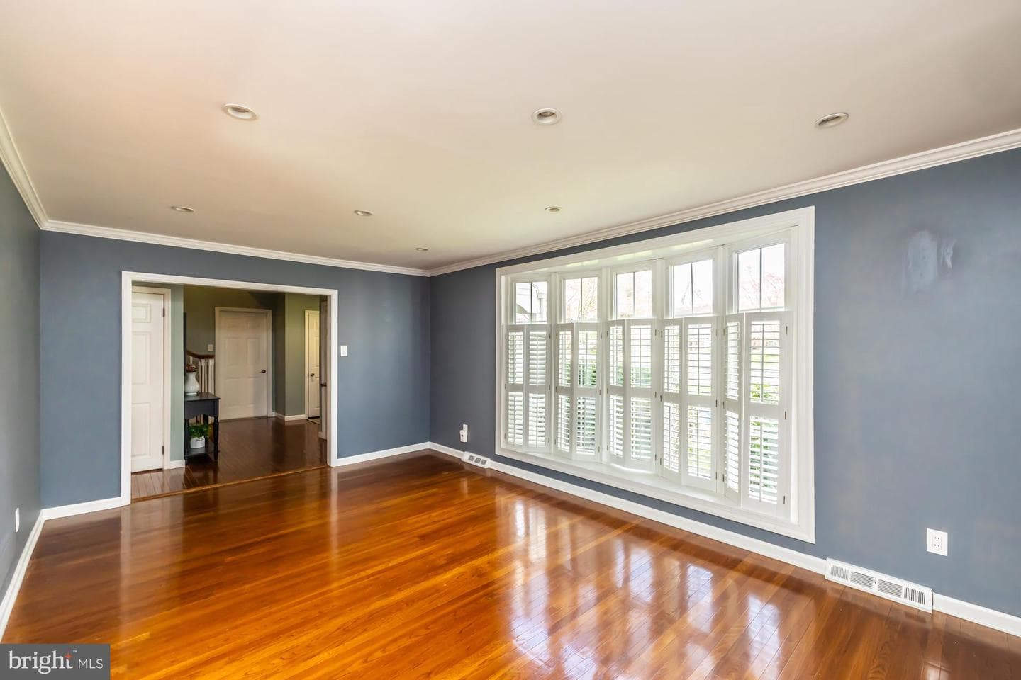 374 Devon Drive photo 18