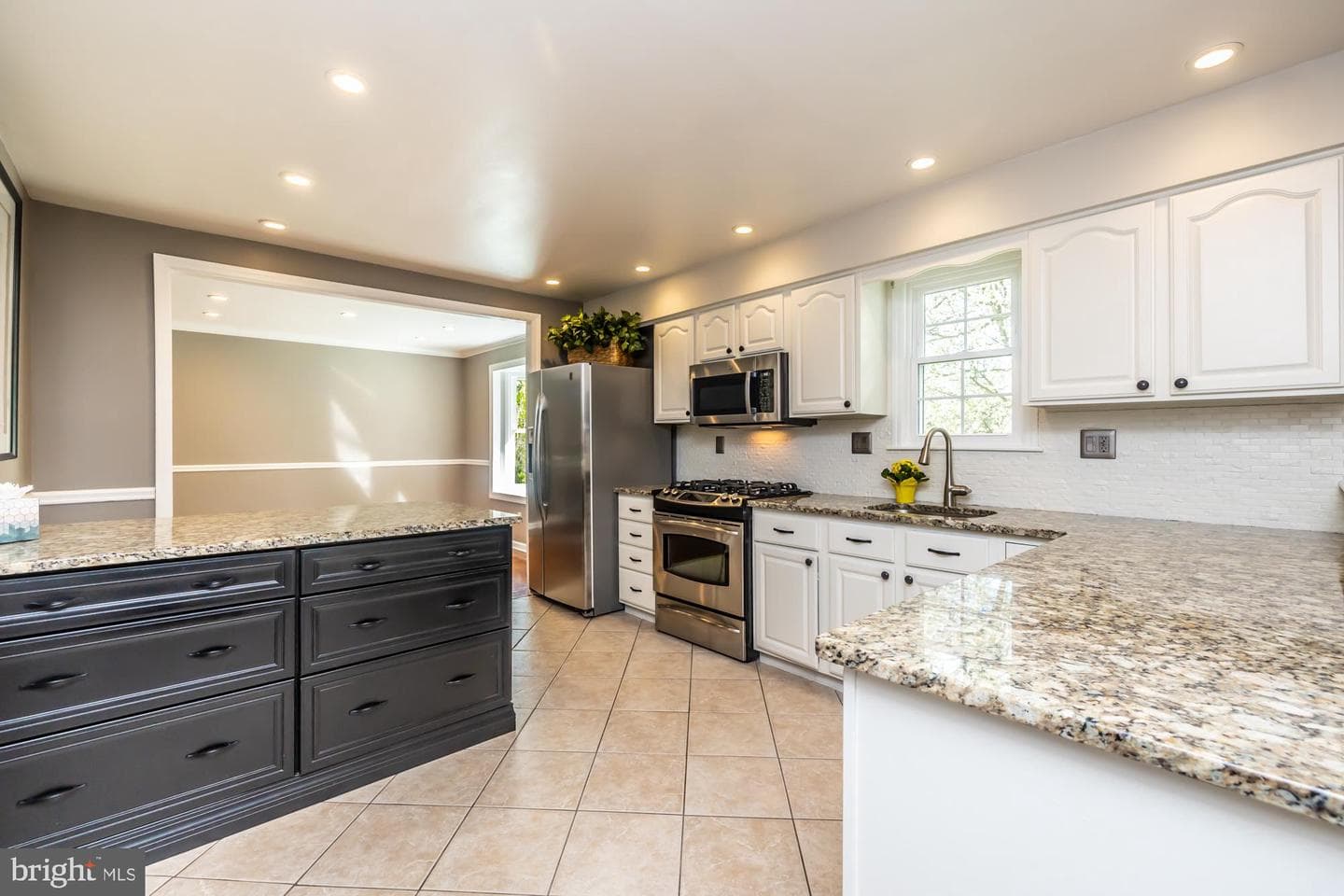 374 Devon Drive photo 25