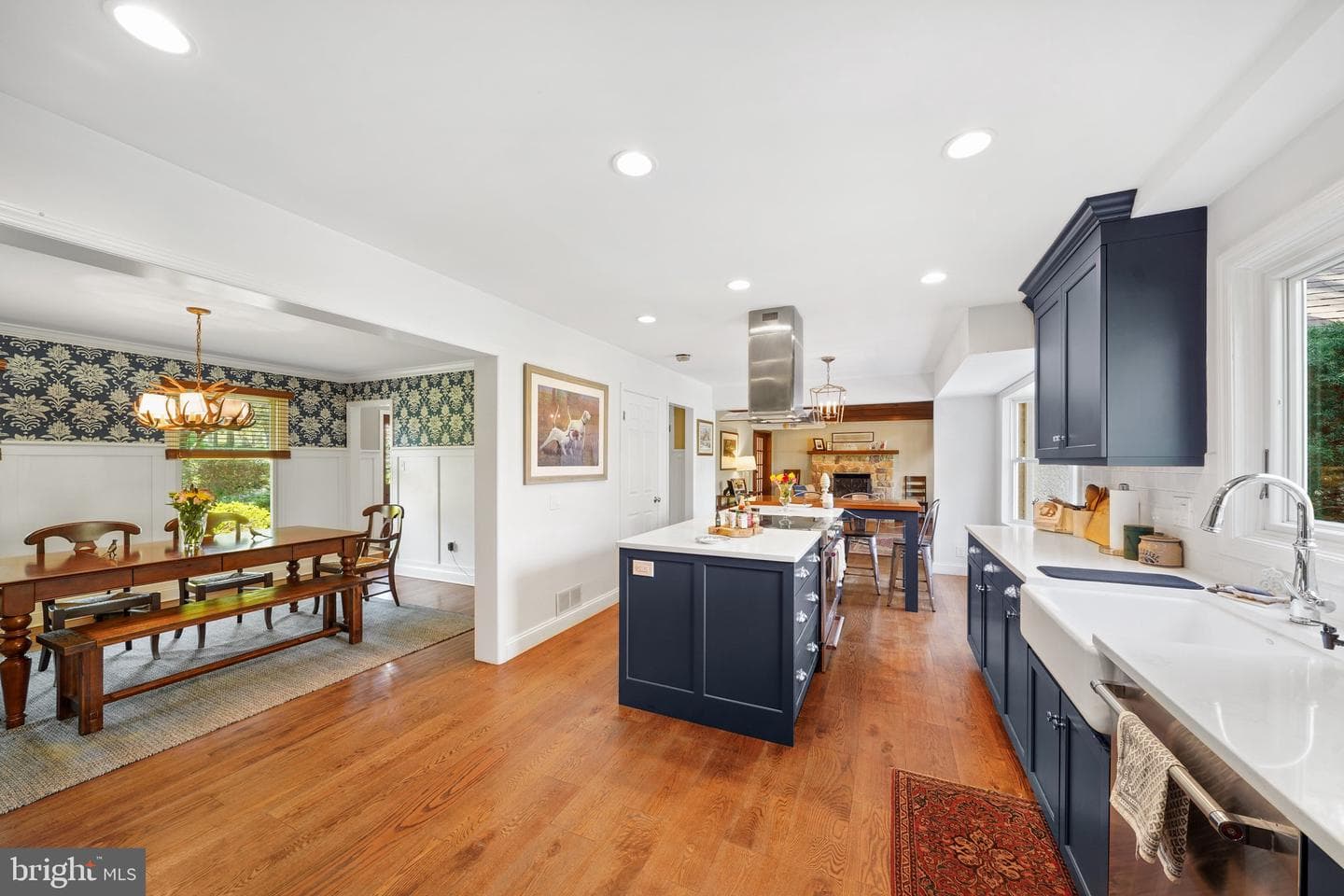 323 Maple Drive photo 34