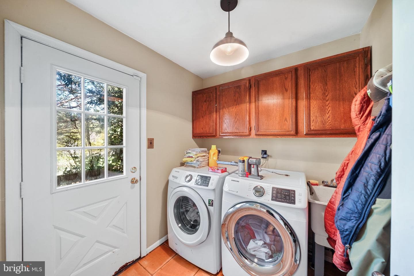 323 Maple Drive photo 40