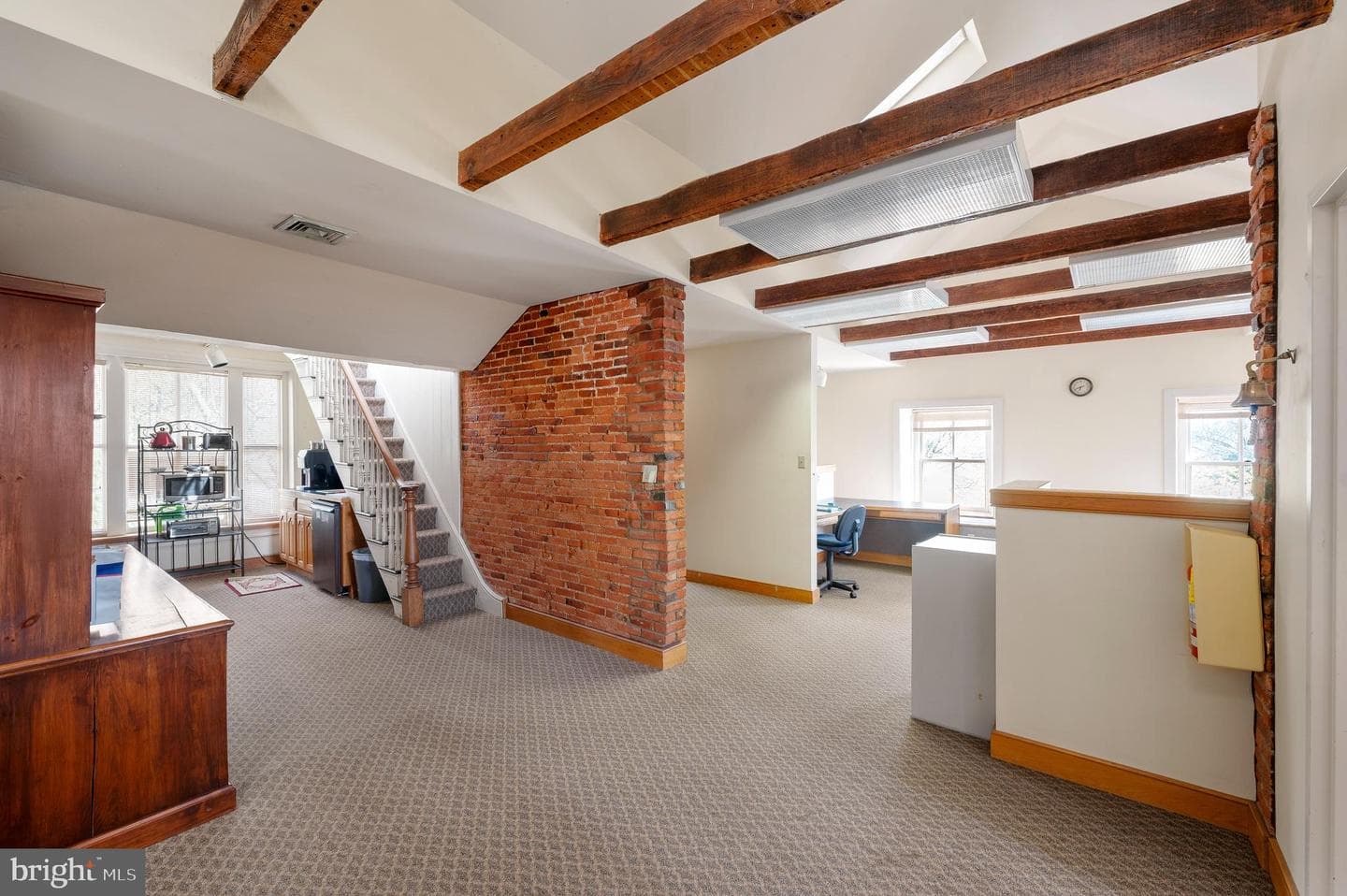 99 Starr Street photo 20