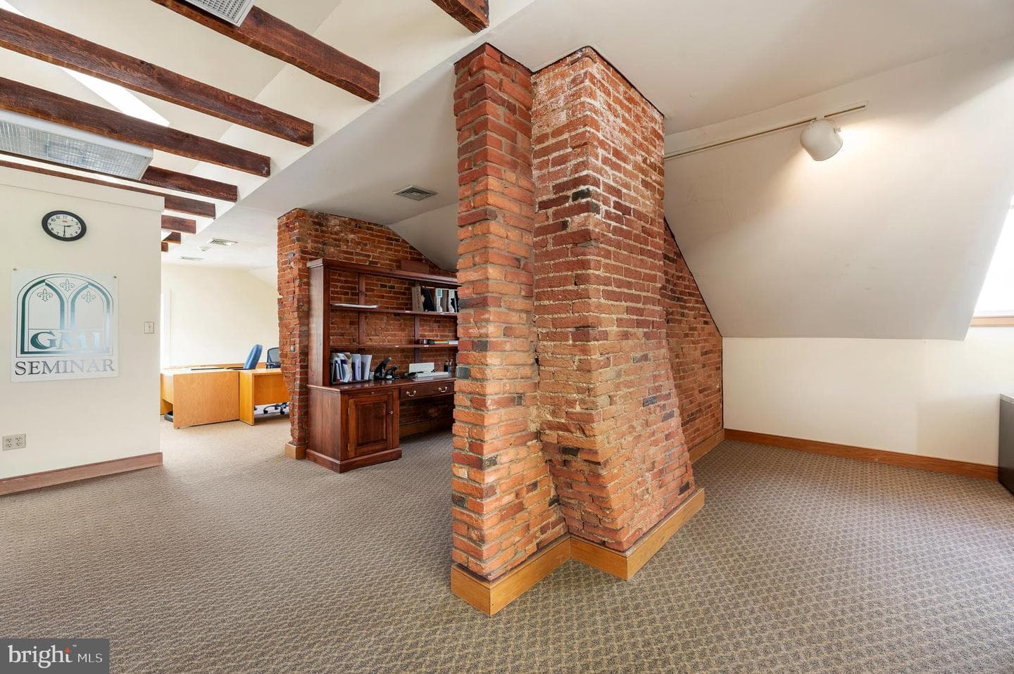 99 Starr Street photo 21