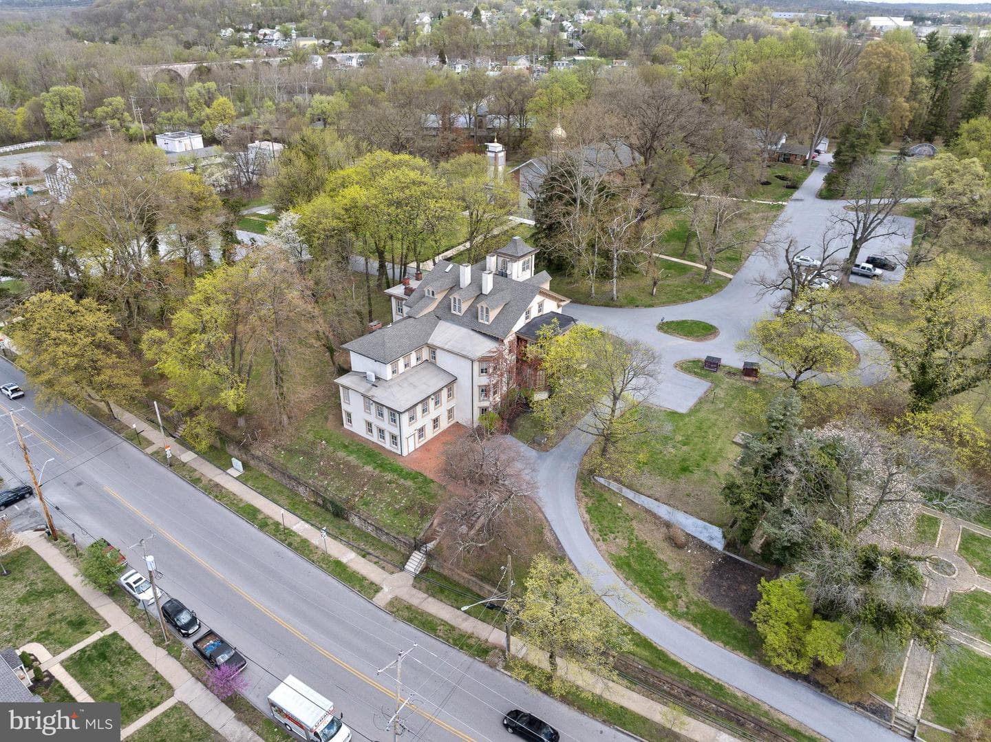 99 Starr Street photo 24