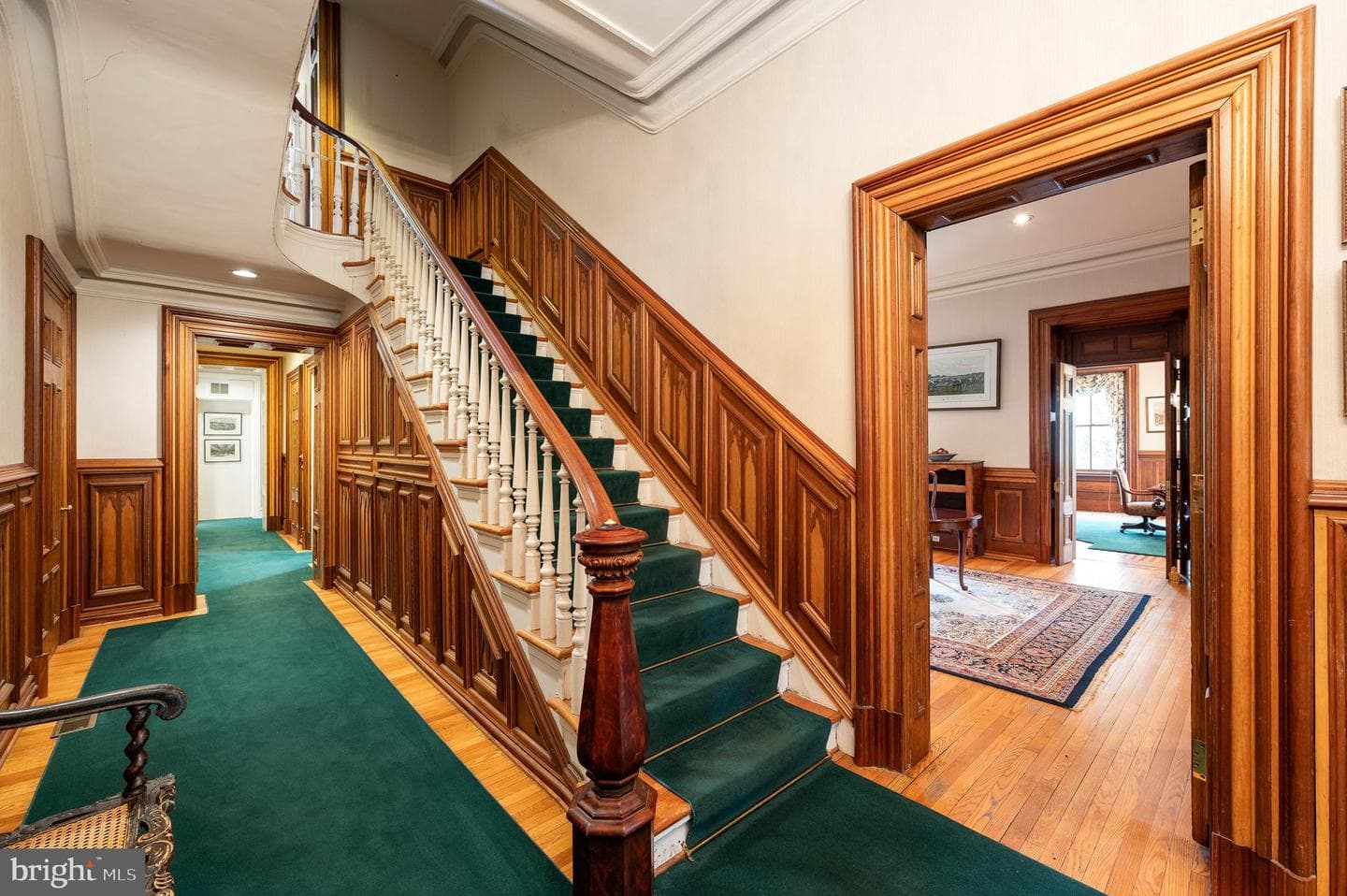 99 Starr Street photo 7