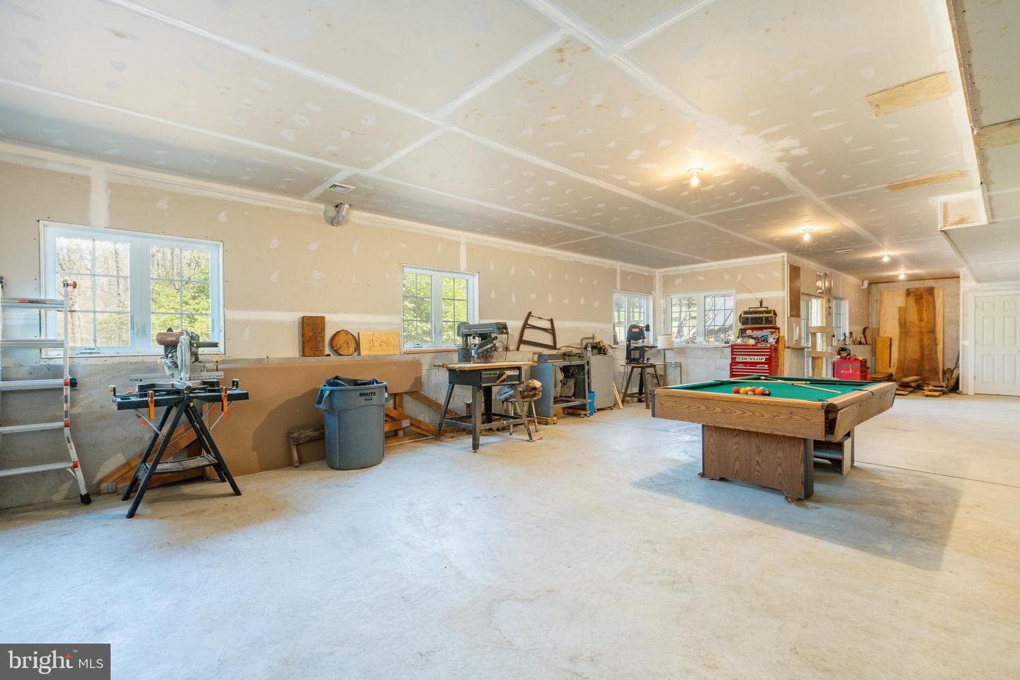 305 Dutton Mill Road photo 25
