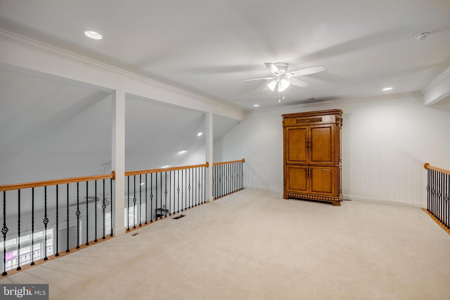 1736 Yardley Drive photo 37