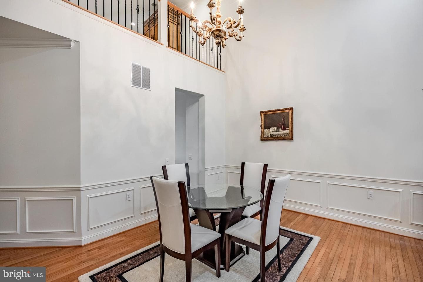 1736 Yardley Drive photo 8