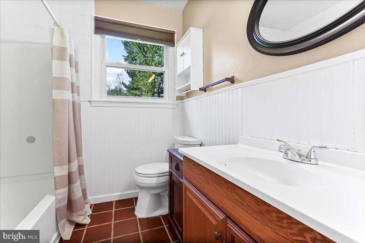 128 Elkdale Road photo 19