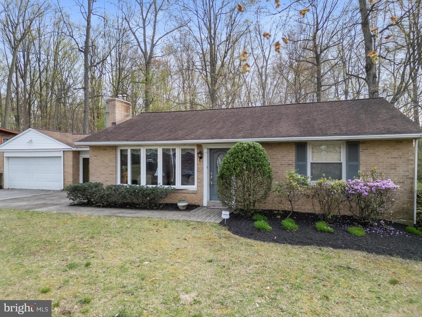 210 Walnut Hill Road photo 3
