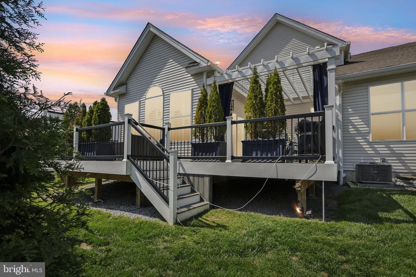 207 Reid Way photo 103