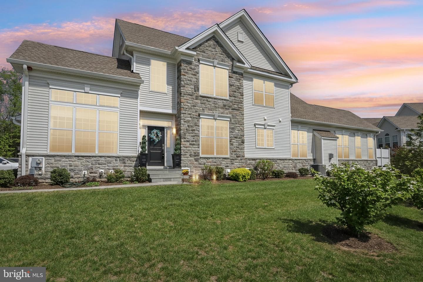 207 Reid Way photo 8