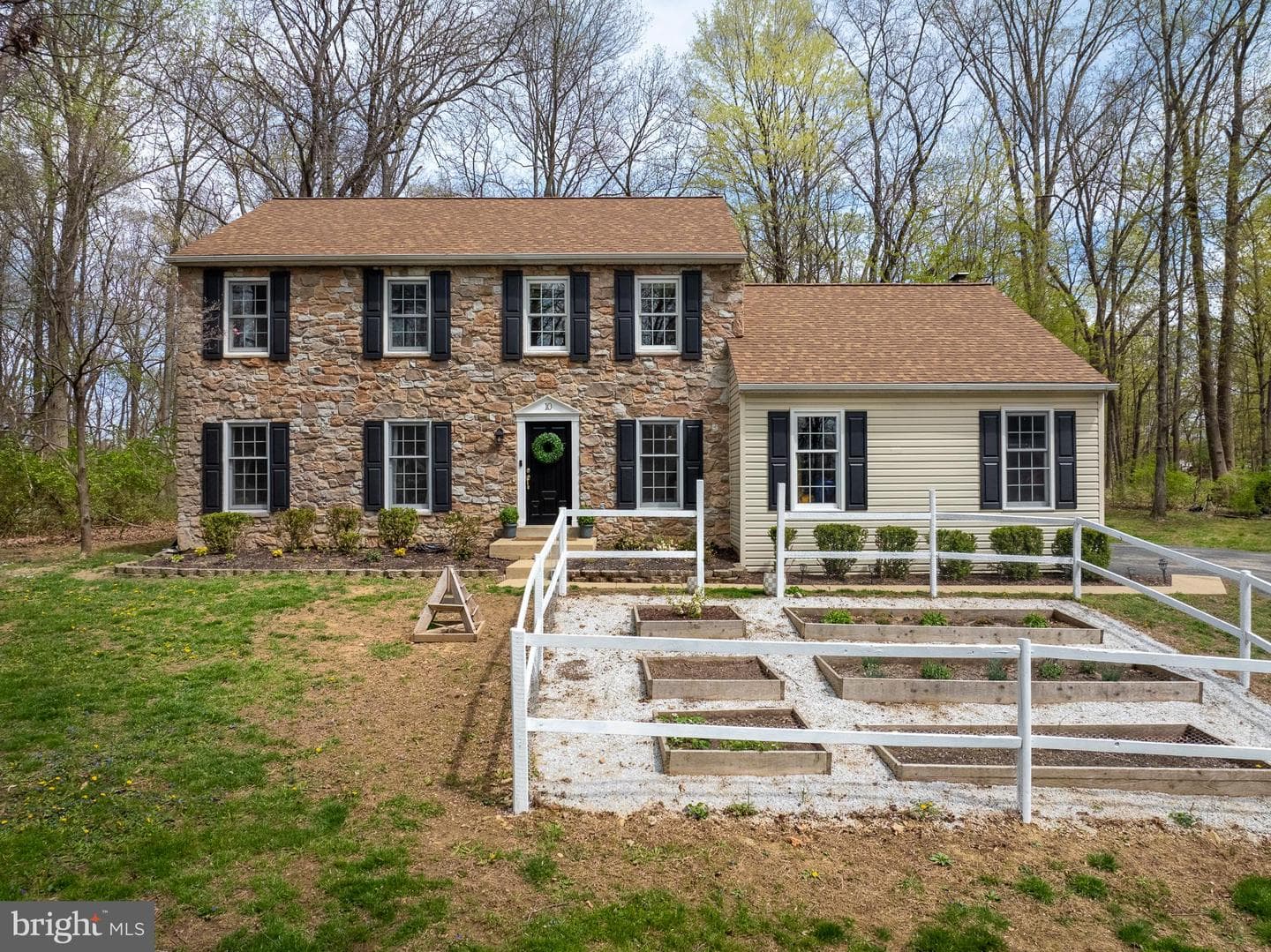 10 N Wertz Lane photo 4