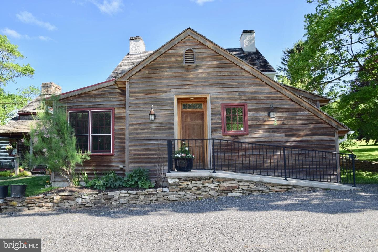 2738 Bryson Road photo 3