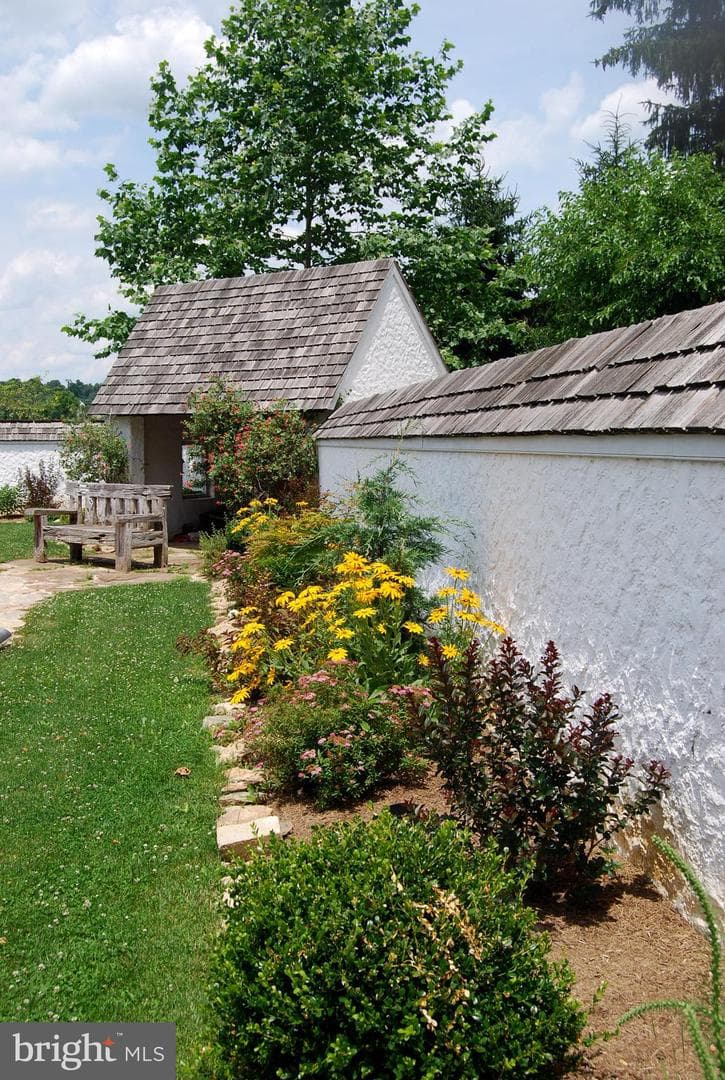 2738 Bryson Road photo 42