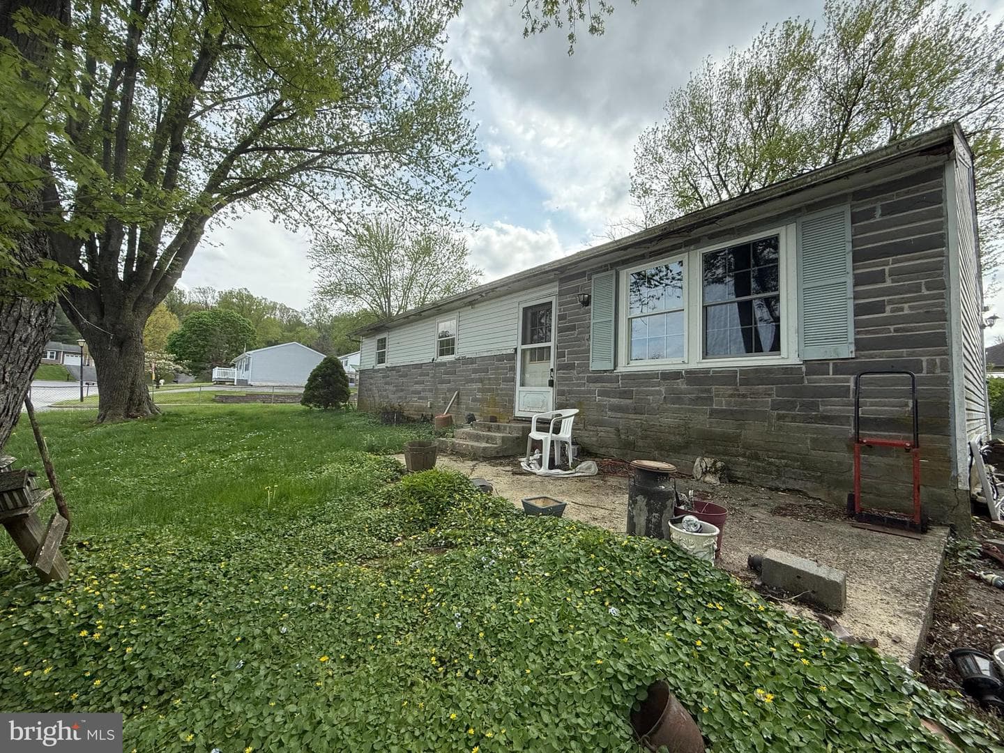 704 W Bridge Street photo 4