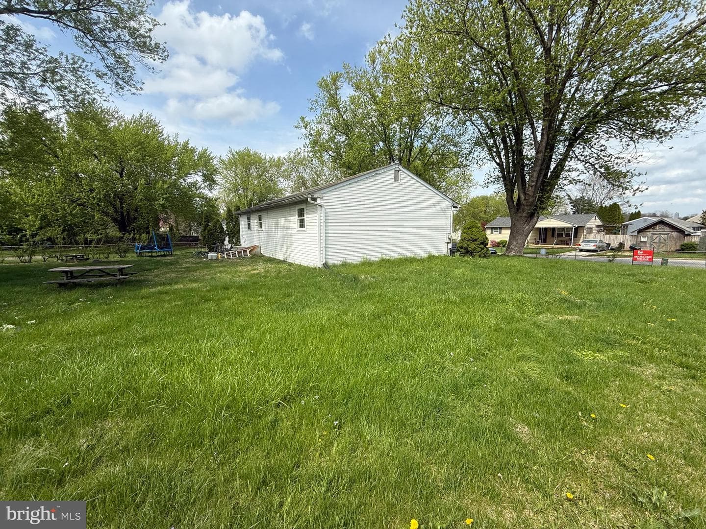 704 W Bridge Street photo 6