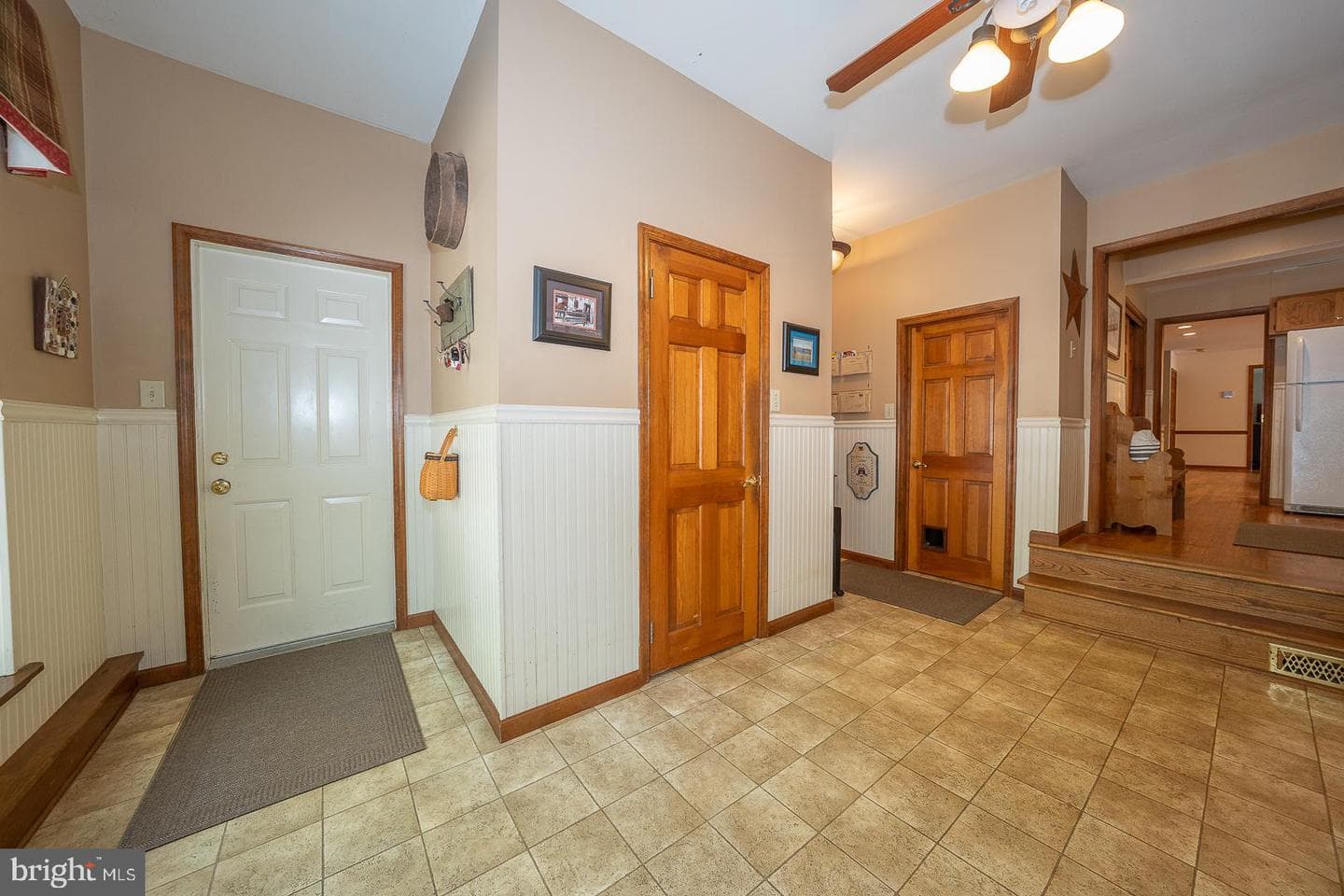 266 Deerhaven Way photo 24