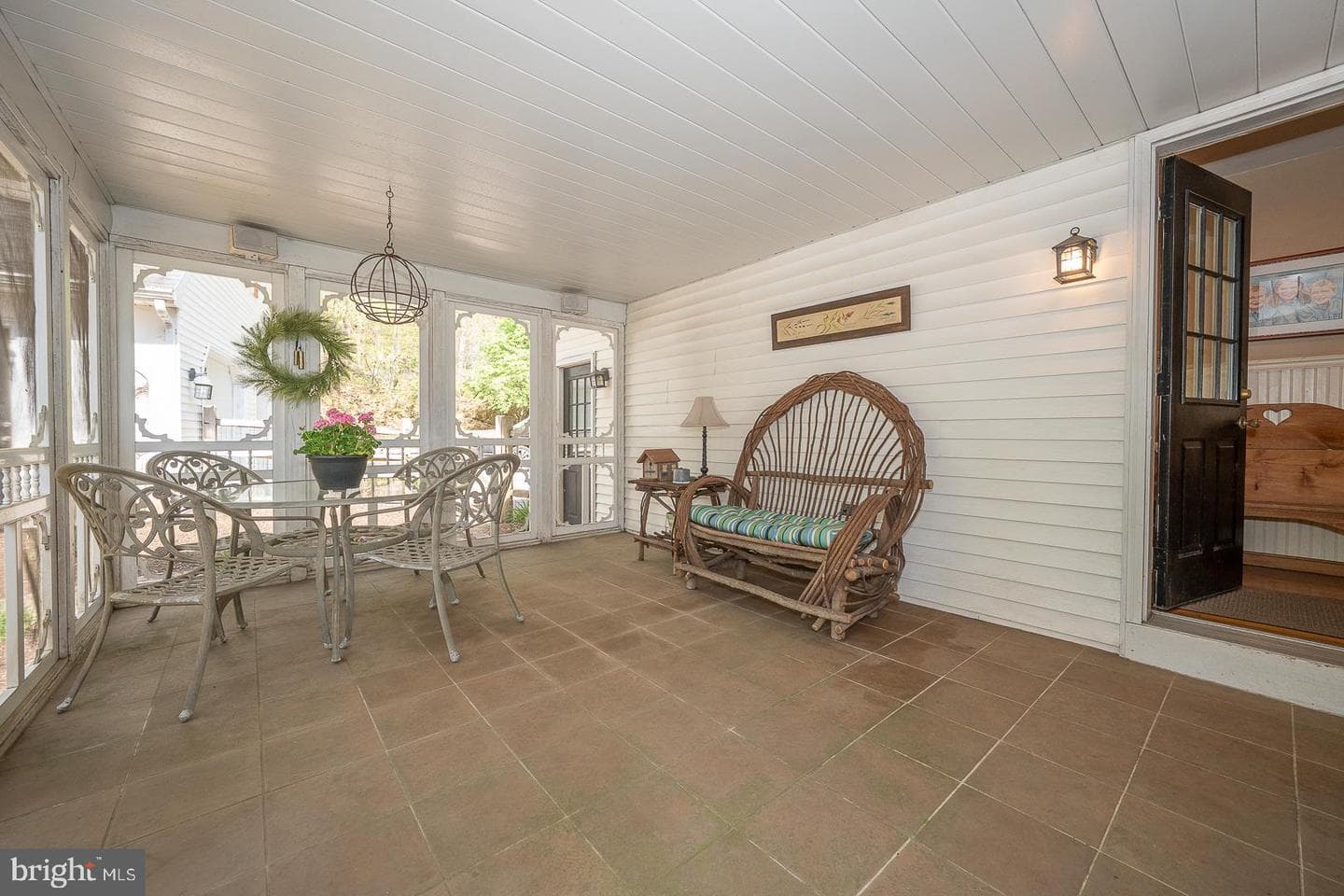 266 Deerhaven Way photo 25