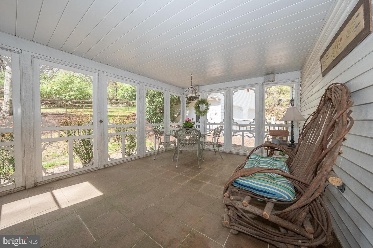 266 Deerhaven Way photo 28