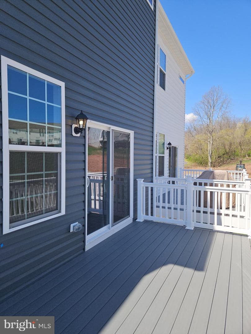 241 Smithworks Boulevard photo 18