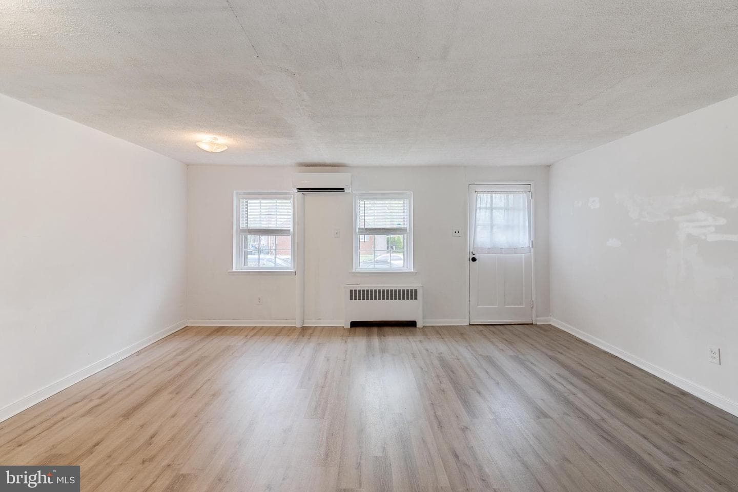 1157 Callowhill Street photo 4