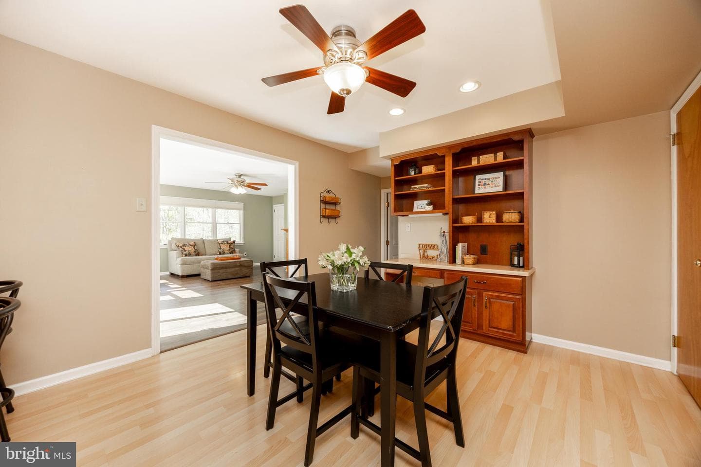 1422 Henry Drive photo 11