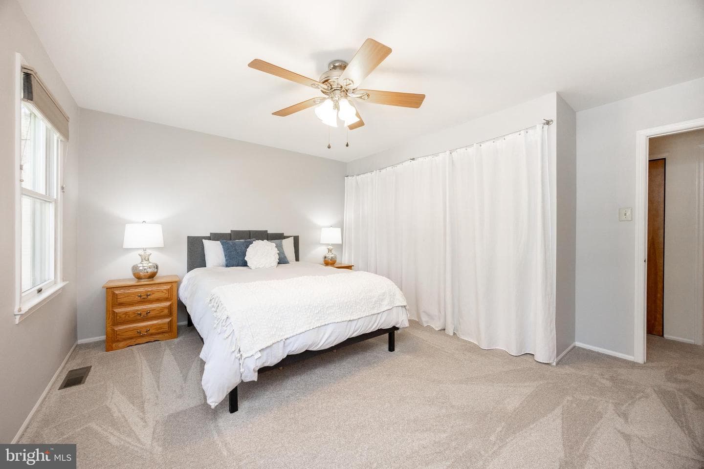 1422 Henry Drive photo 18