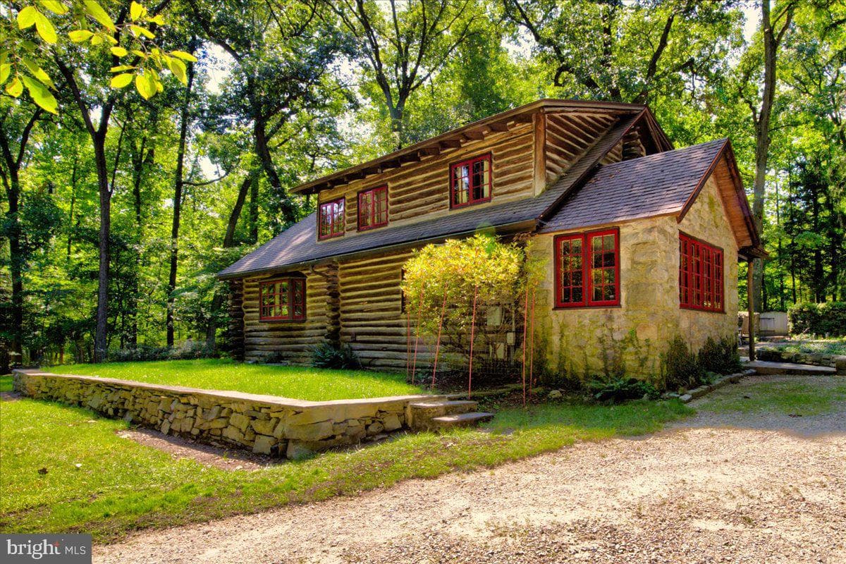 560 Clothier Springs Road photo 3