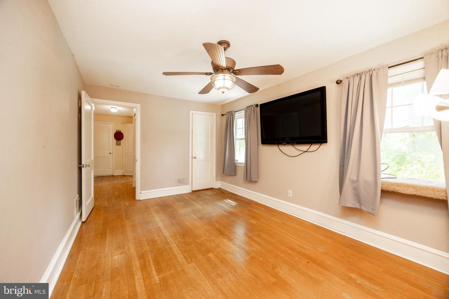 1326 Walnut Street photo 16