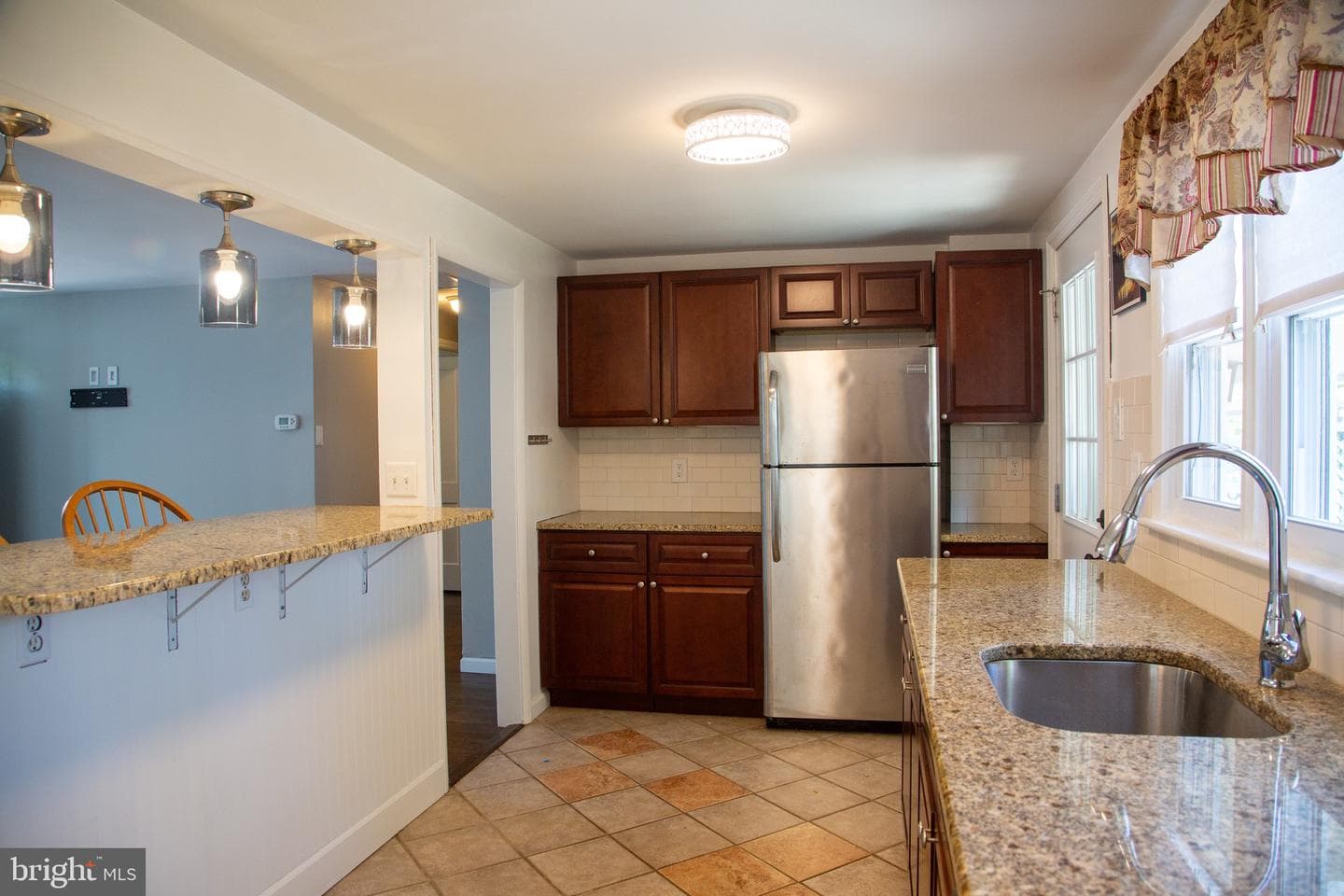 407 Virginia Avenue photo 10