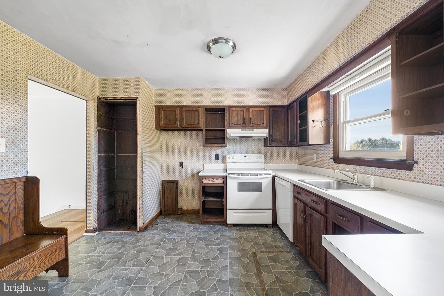 5419 Strasburg Road photo 9