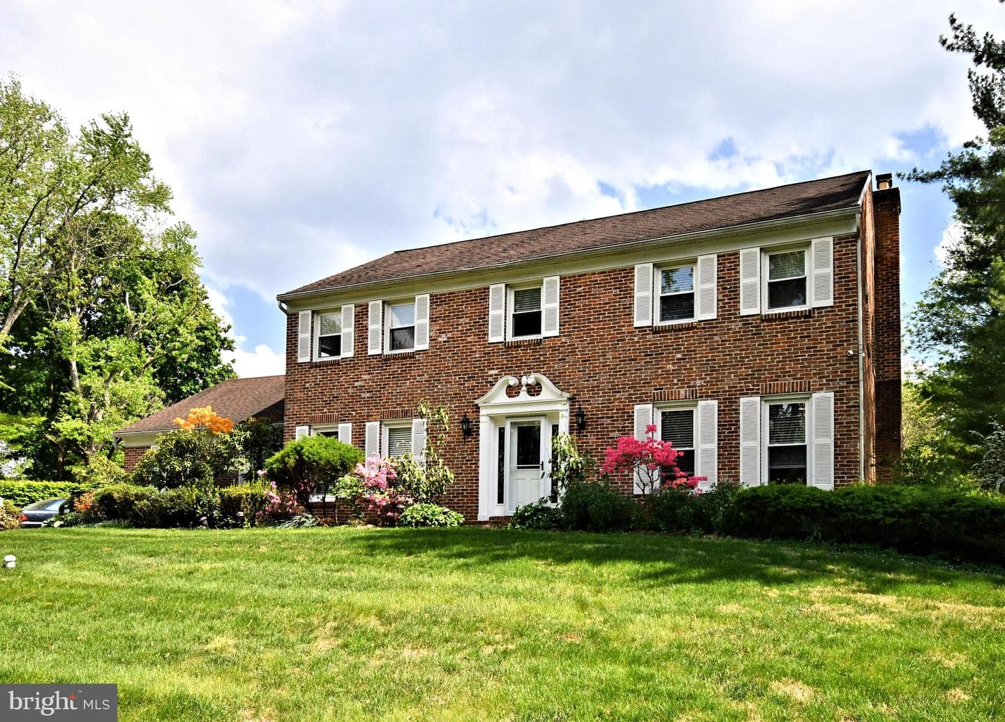 816 Glenn Circle photo 1