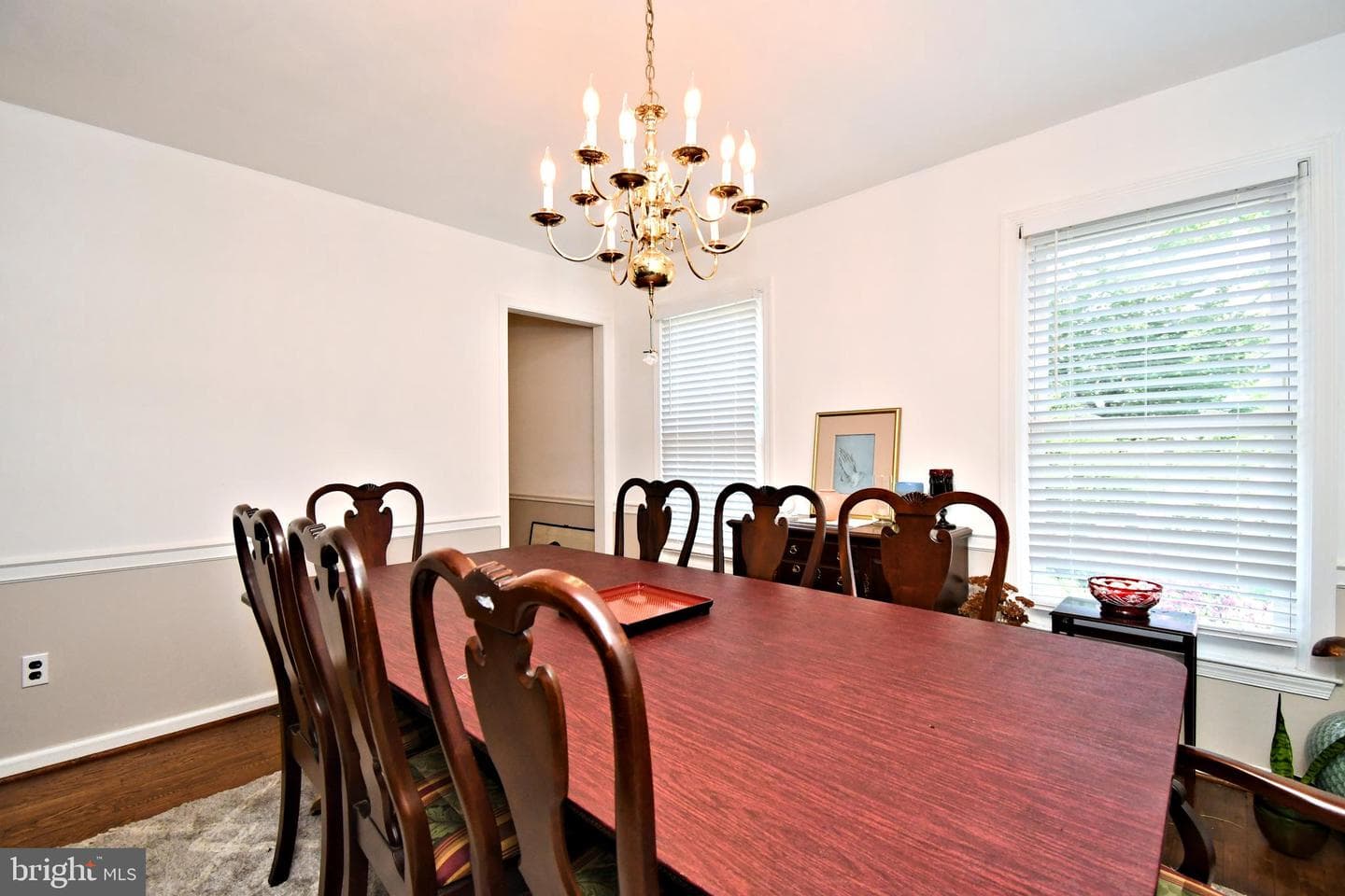816 Glenn Circle photo 12