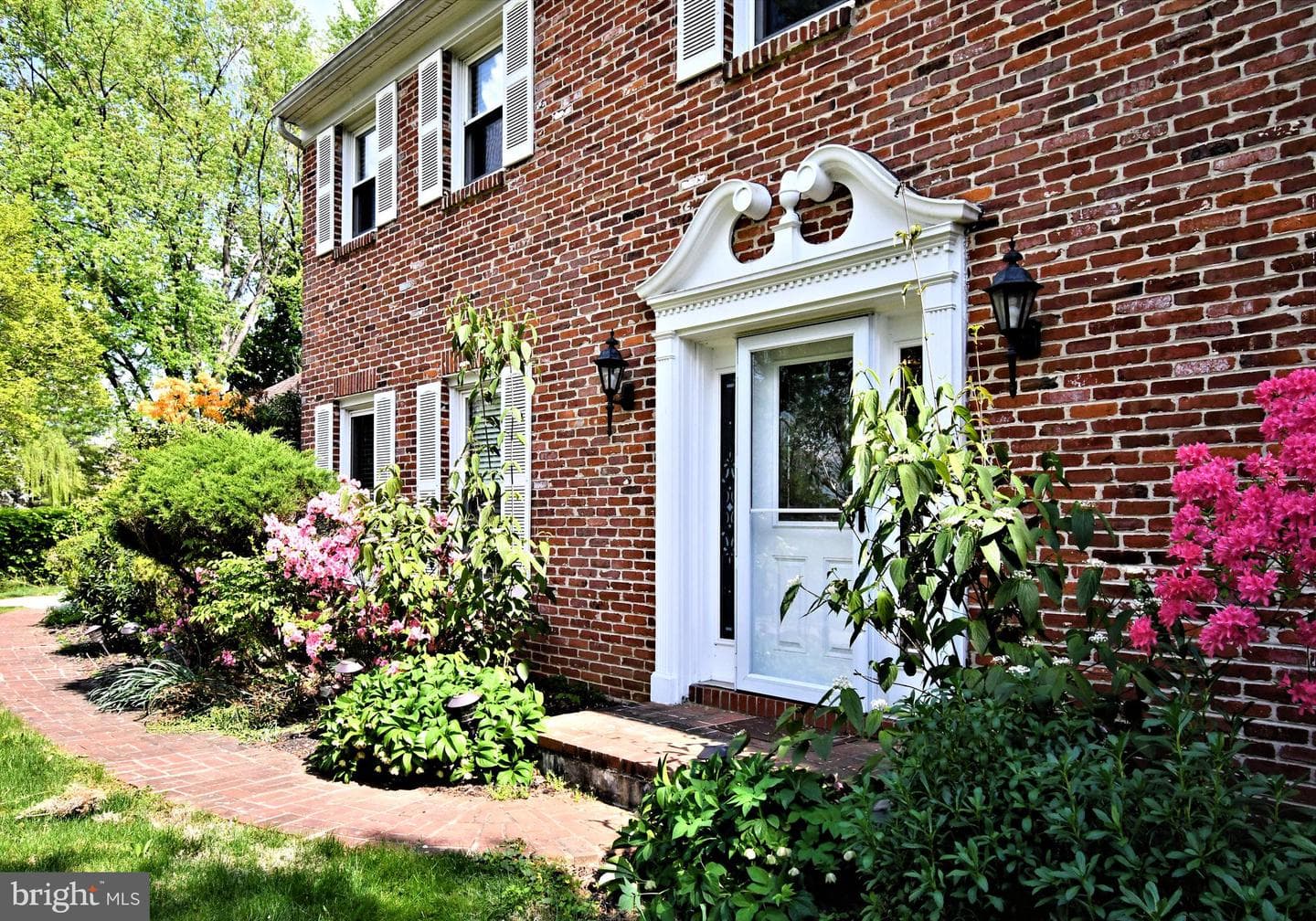 816 Glenn Circle photo 3