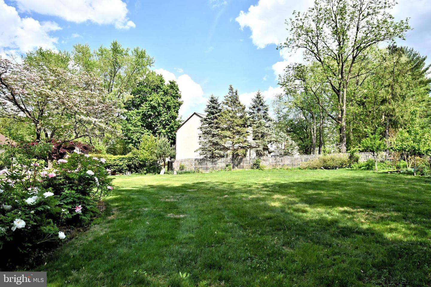816 Glenn Circle photo 59