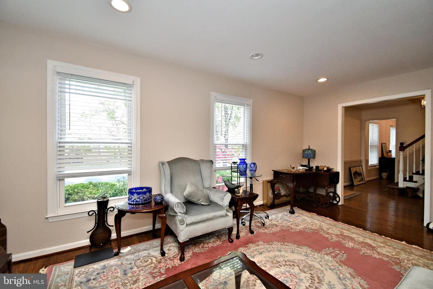816 Glenn Circle photo 9
