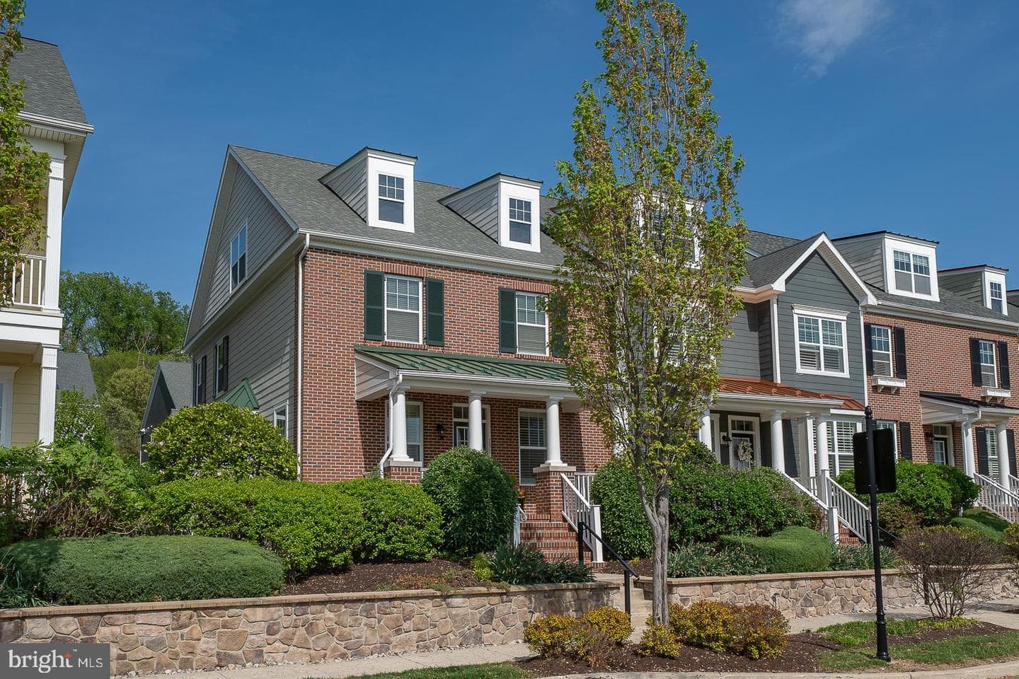 131 Spring Oak Drive photo 1