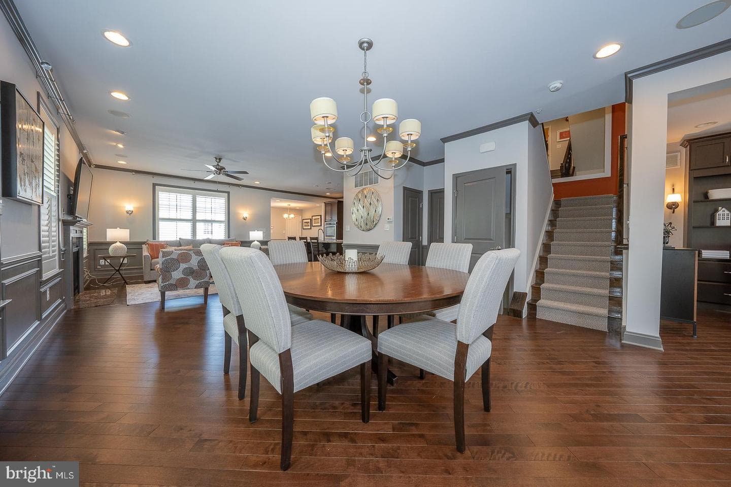 131 Spring Oak Drive photo 9