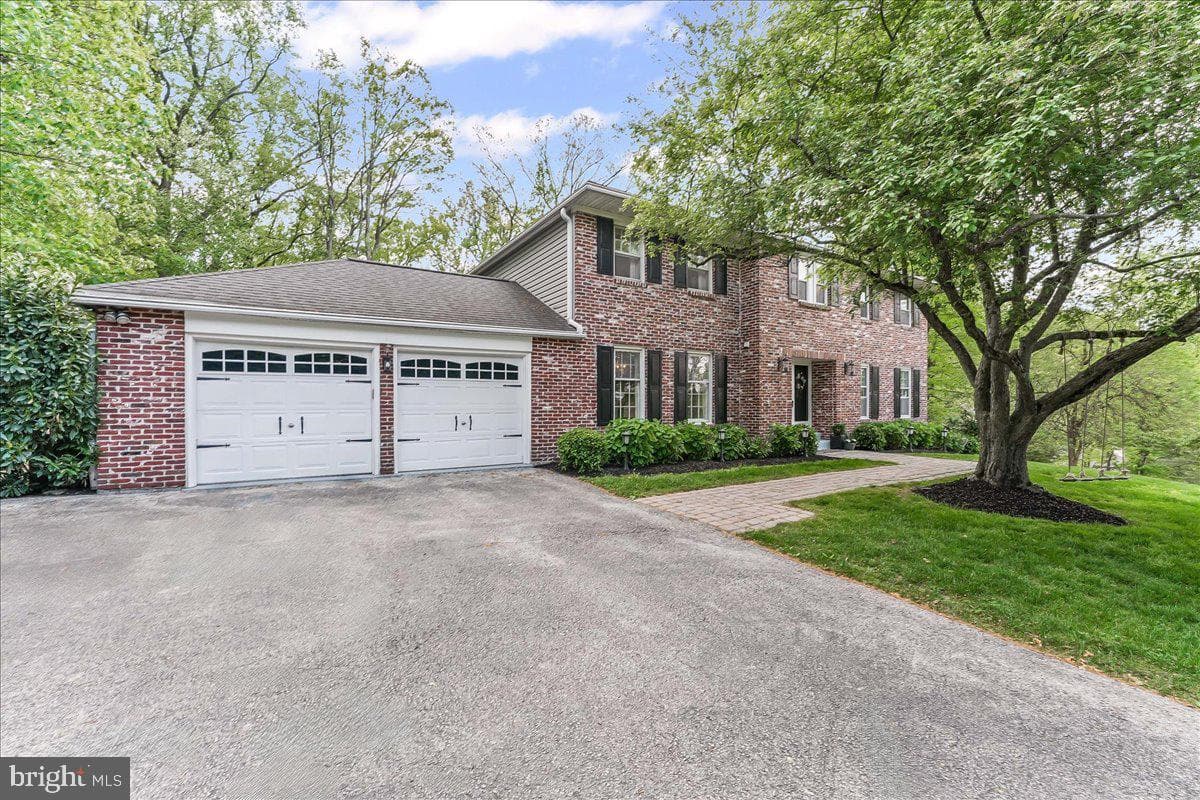 204 Country Gate Road photo 2