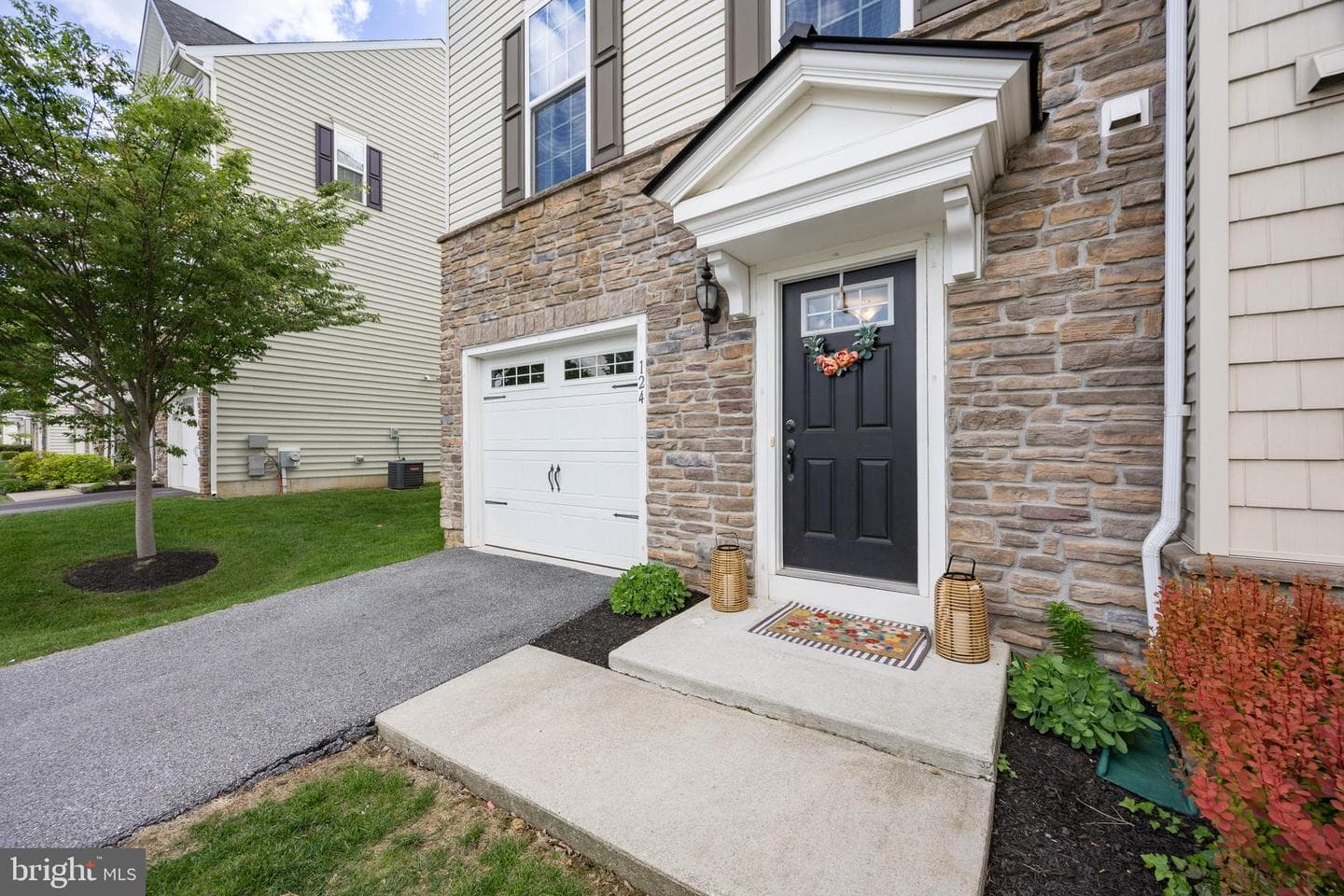 124 Cricket Drive photo 3