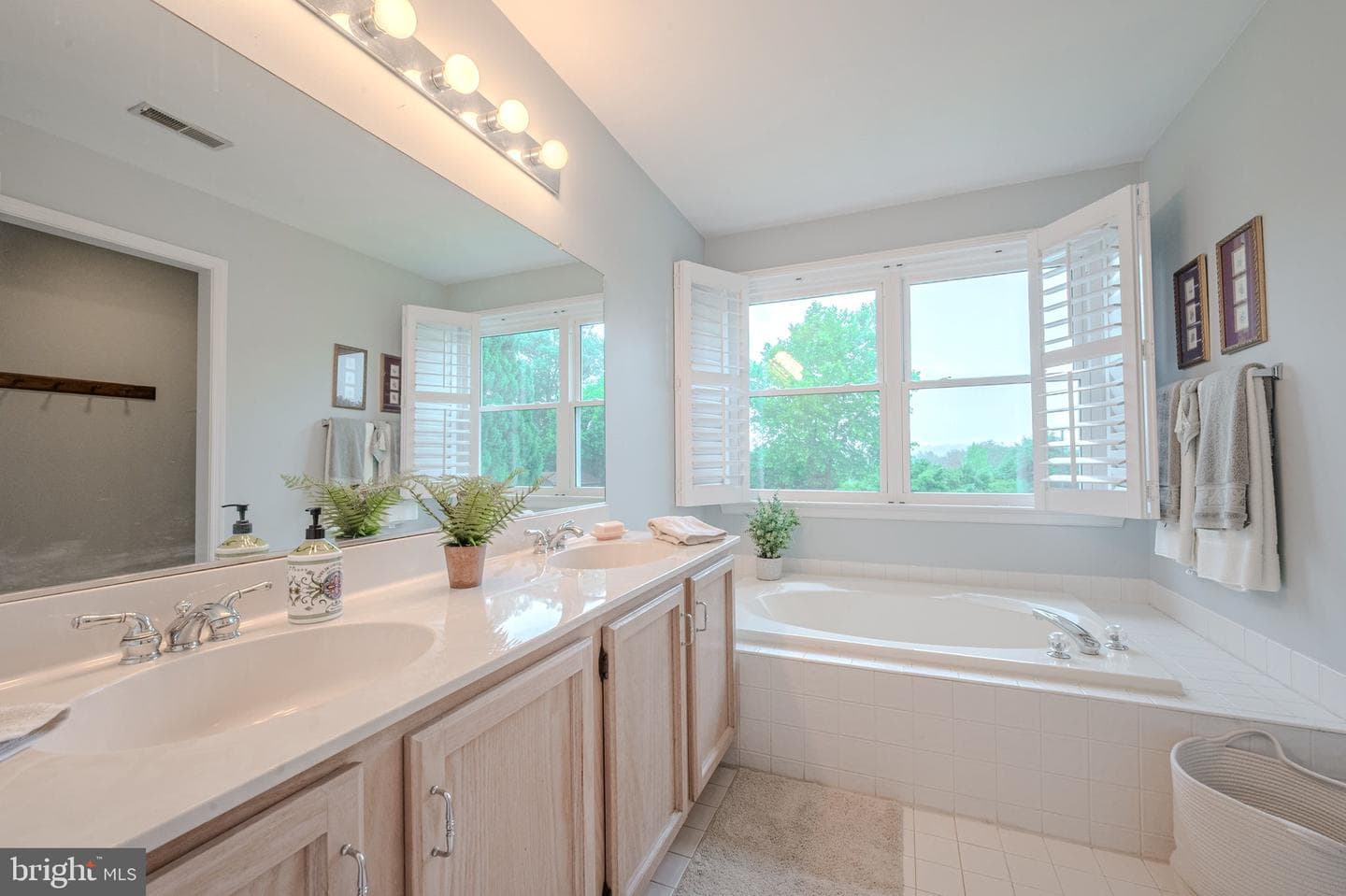 109 Ronway Drive photo 15