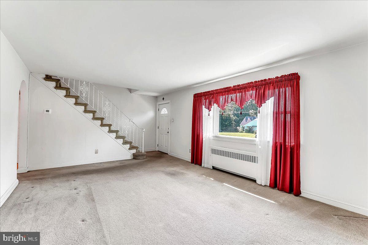1541 Overhill Road photo 4