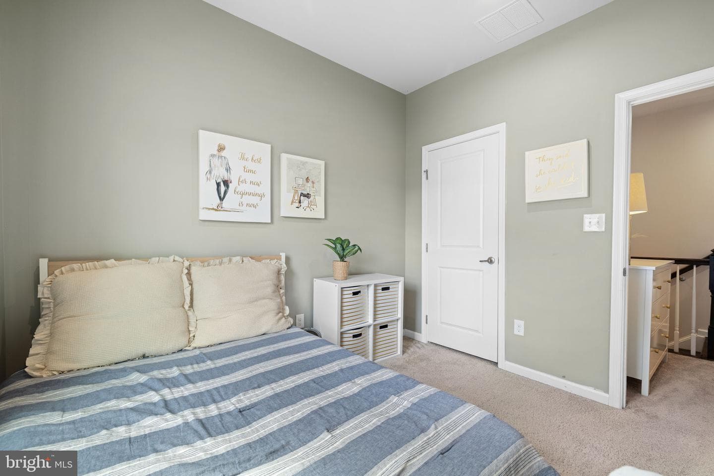 502 Sapphire Drive photo 45