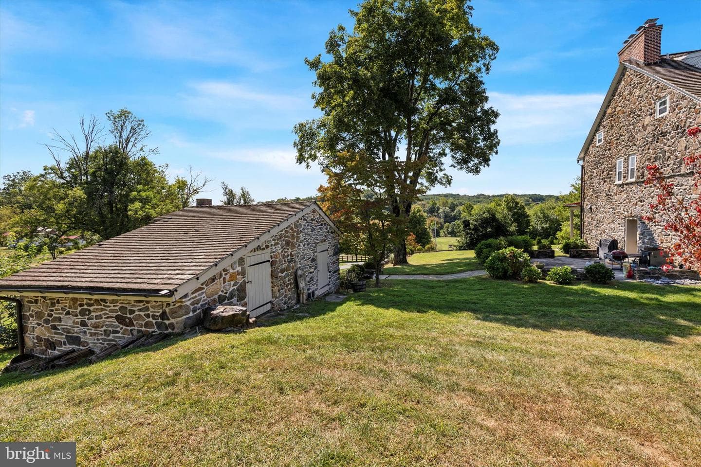 275 S Creek Road photo 3