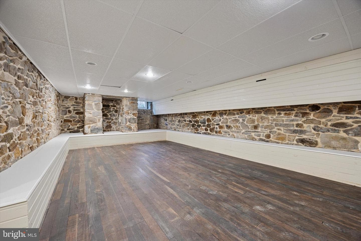 275 S Creek Road photo 48