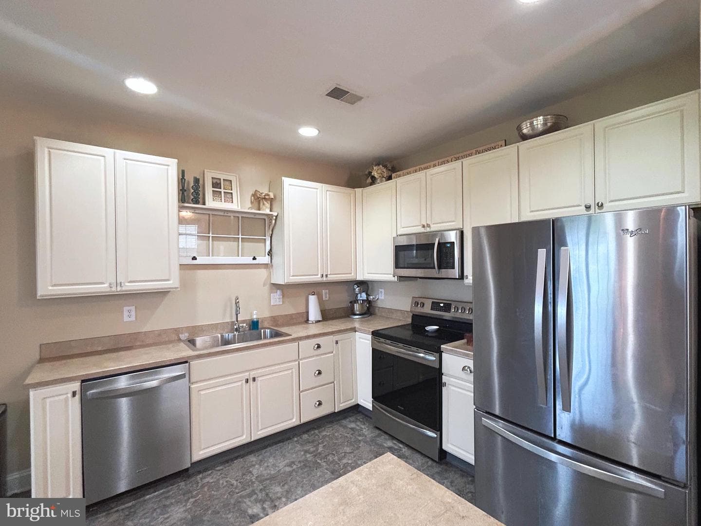 122 Red Oak Court photo 7