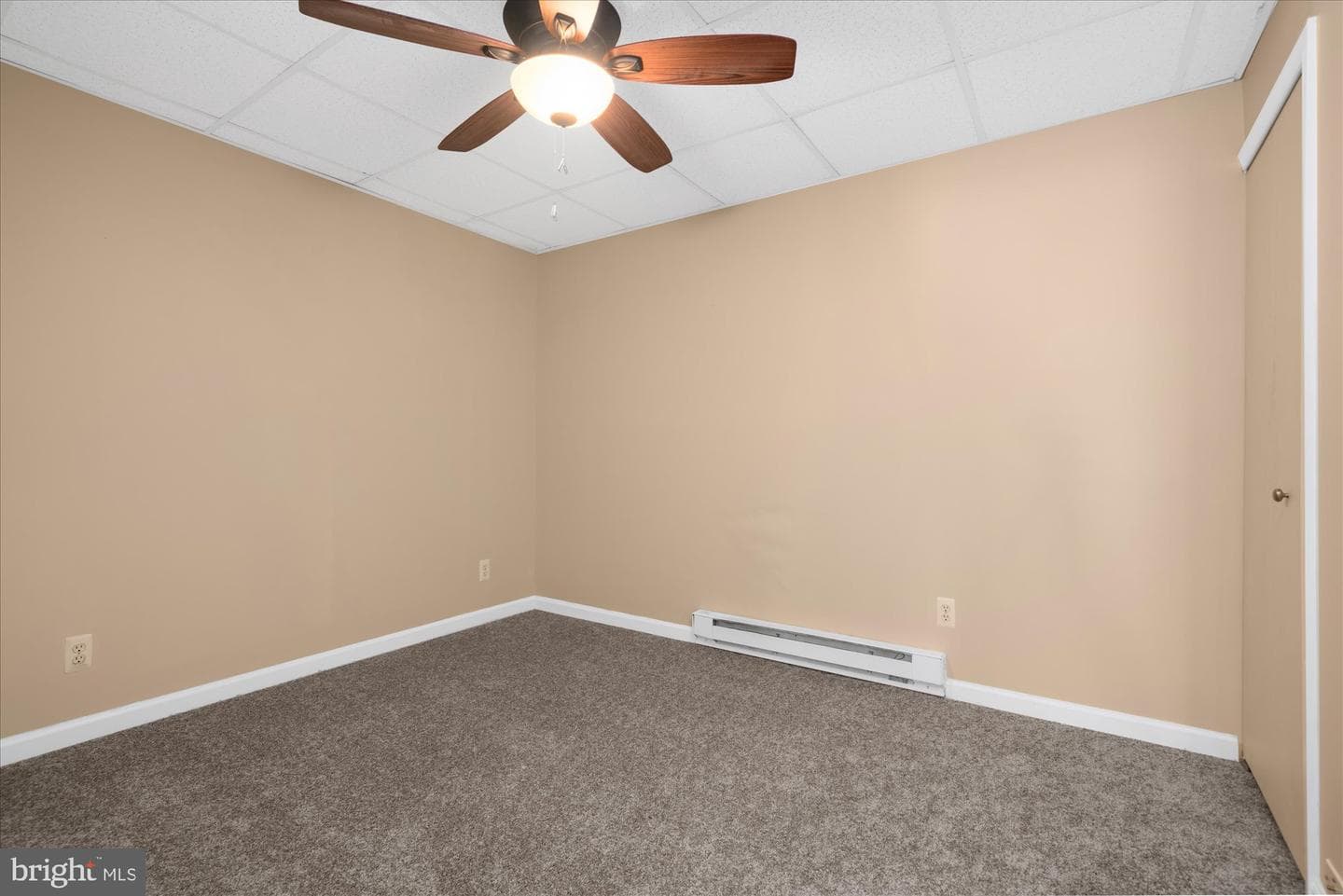 104 Stockton Square photo 31
